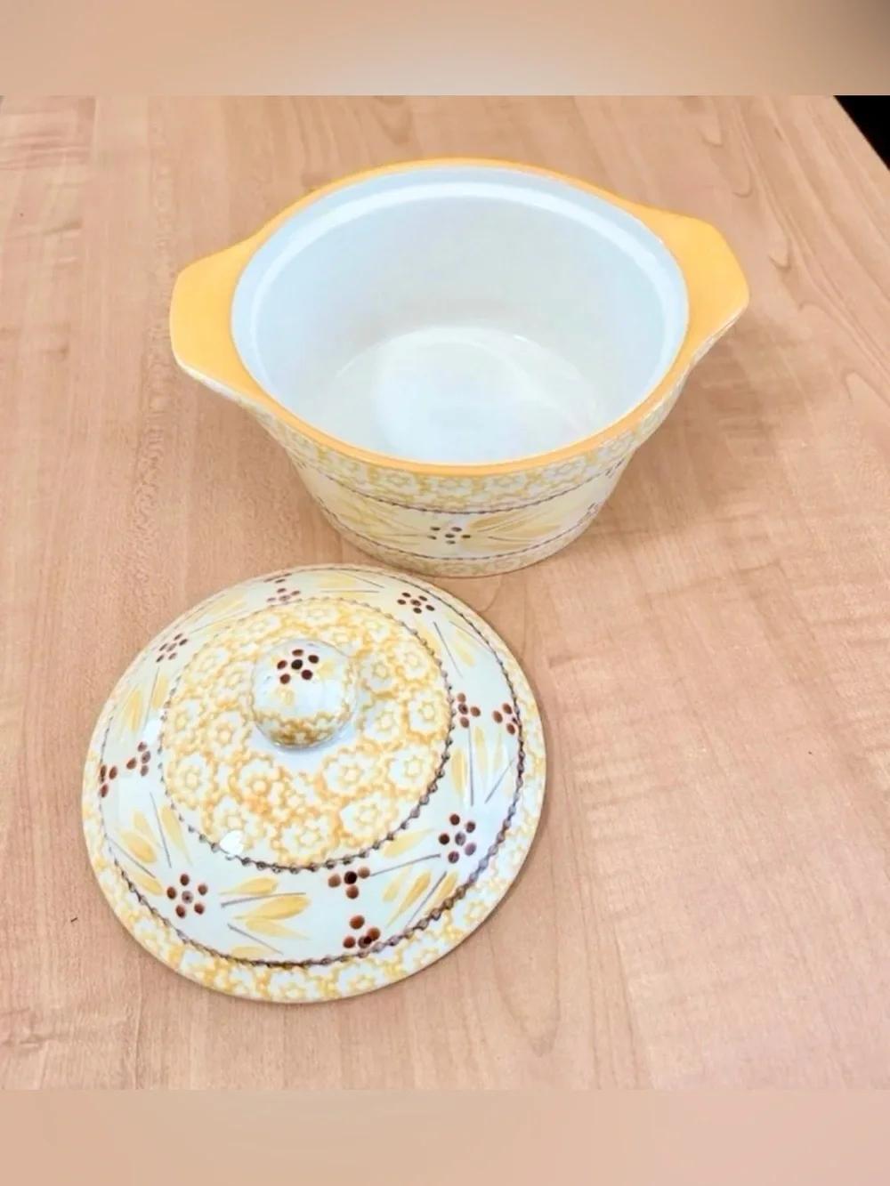 temptations bakeware presentable ovenware old world yellow Tara casserole set